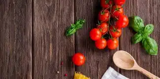 spaghetti, tomatoes, basil