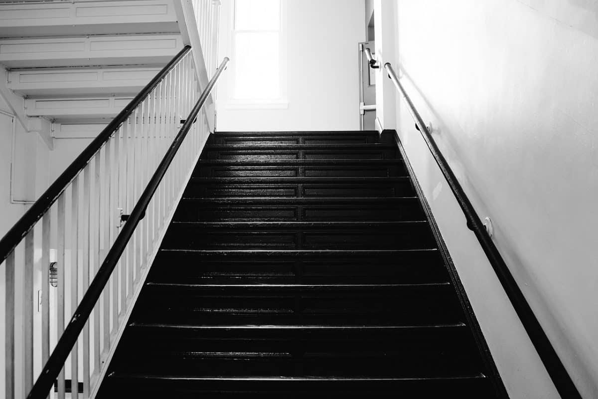 Comment faire installer un monte-escalier à Bourgoin-Jallieu ? 
