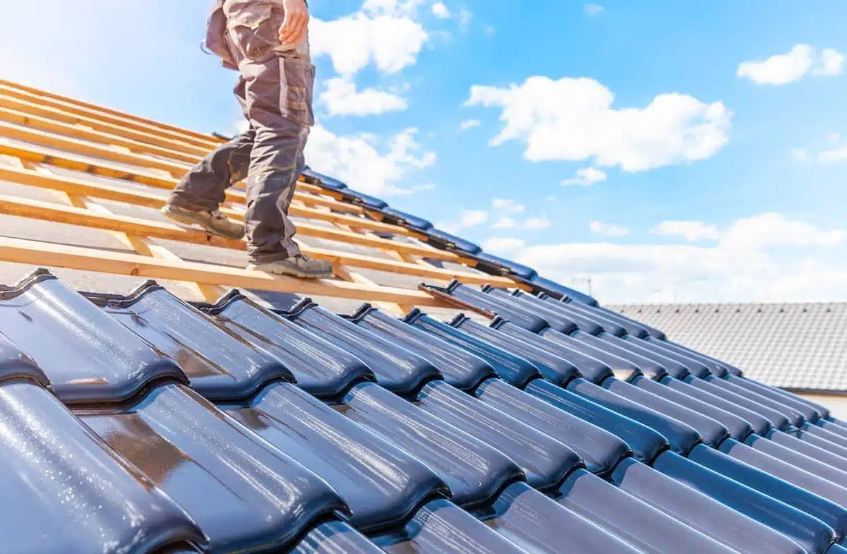 Tuiles photovoltaïques : combiner esthétique et production d'énergie