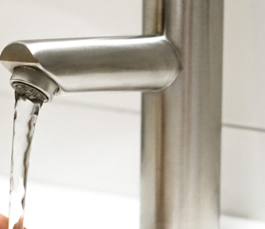 Choisir un chauffe-eau adapté à votre foyer pour des économies d'énergie