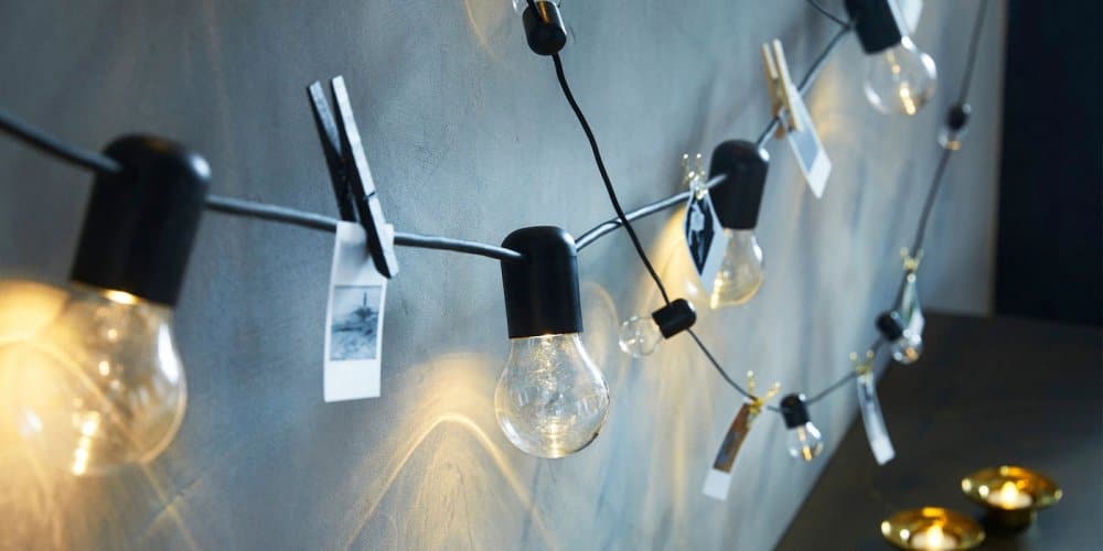 Comment accrocher une guirlande lumineuse au mur sans trou ? Robion