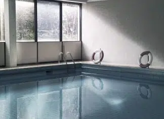 Pourquoi installer un abri de piscine ?