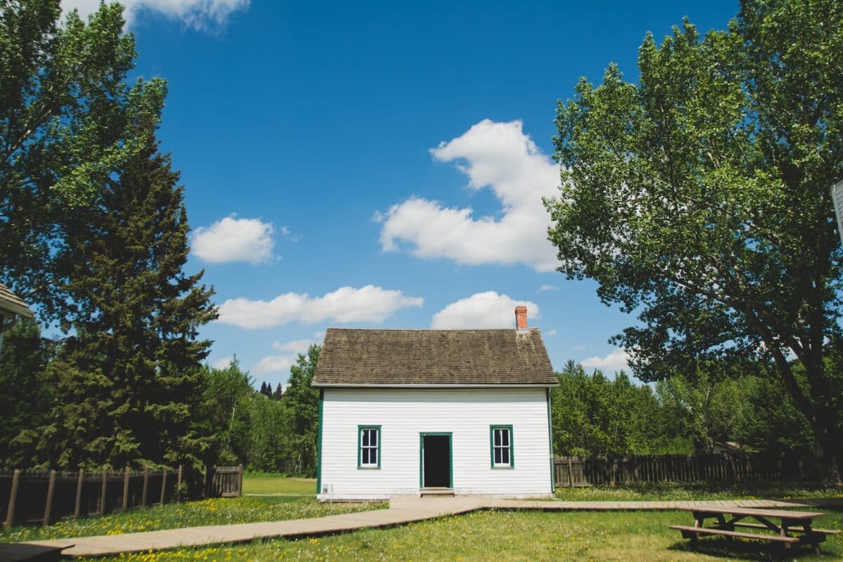 La maison en torchis : tout ce qu'il faut savoir sur cette technique ancestrale
