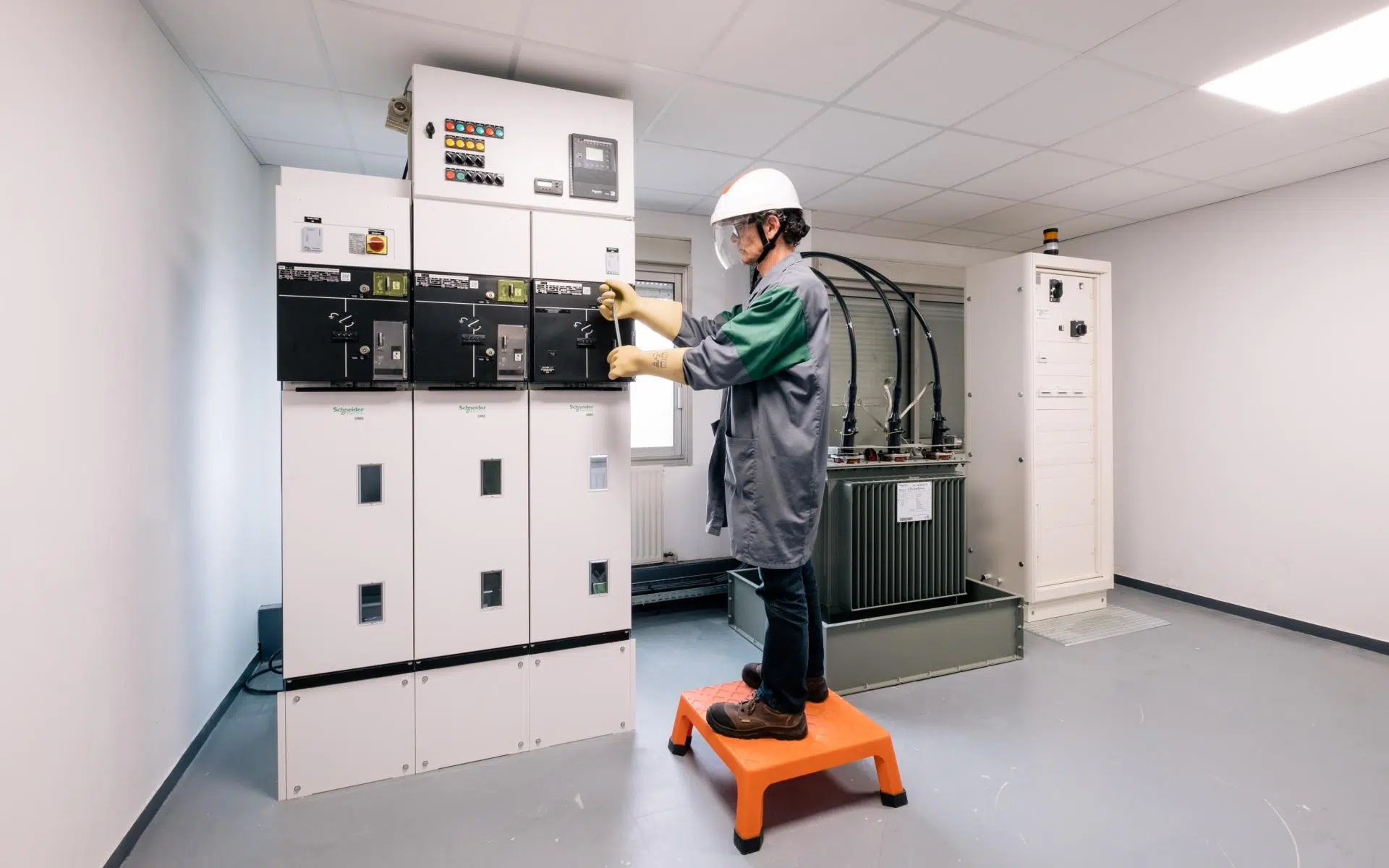 sont les différentes habilitations électriques